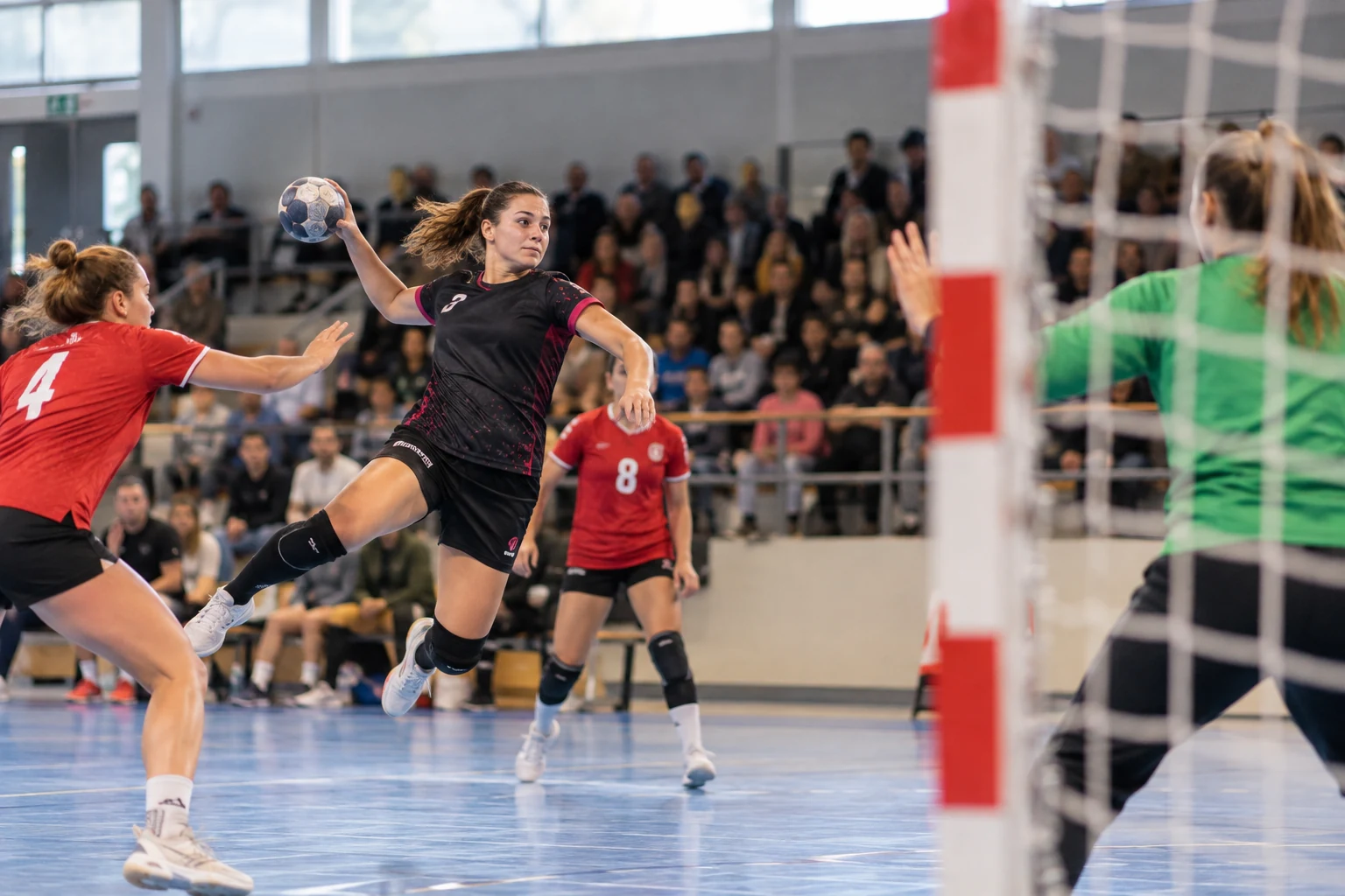 Bollène : les handballeuses leaders attendues à domicile ce dimanche