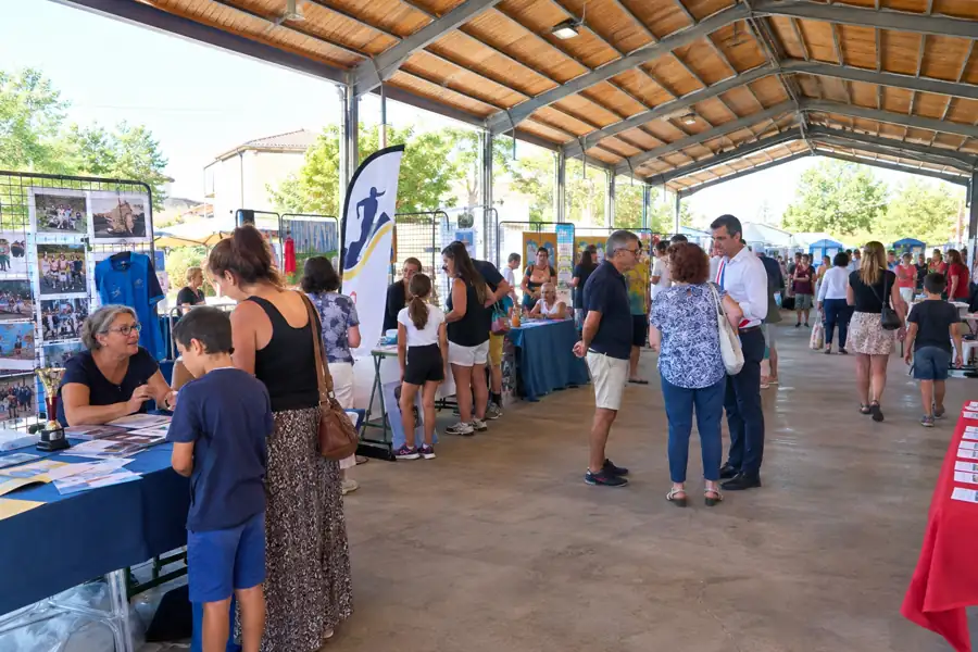 Mondragon : le forum des associations a trouvé son public sous la halle