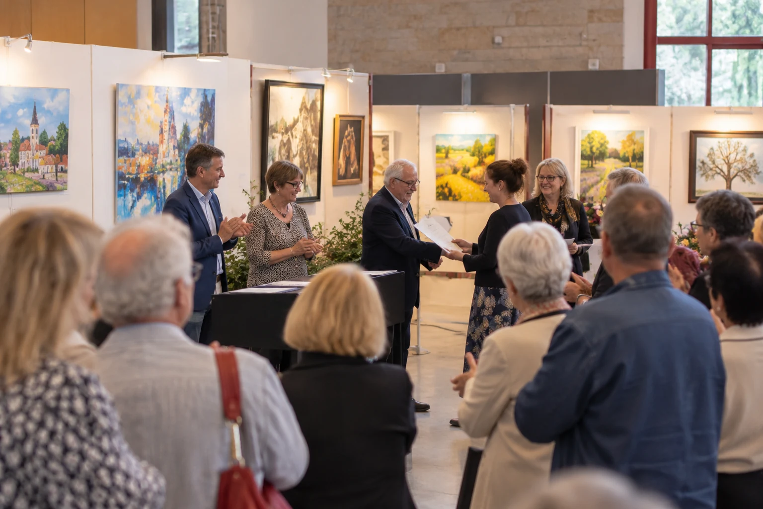 Lapalud : le 49e Salon de peinture célèbre ses artistes avec une remise de récompenses